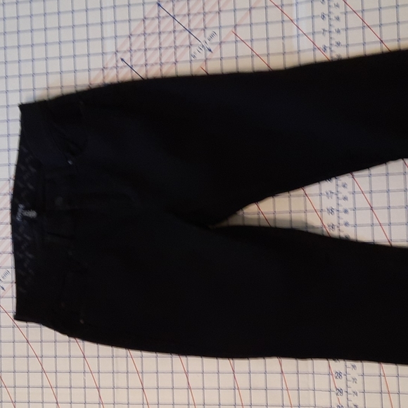 👑 3/$30  Jones New York Slim/Straight Leg Jeans - Picture 2 of 6